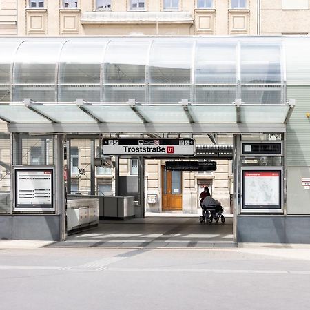 Yeshello Central Station Studio ウィーン エクステリア 写真